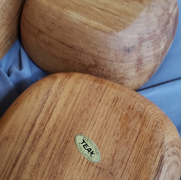 Teak Salad Bowls - Picture 4 of 11